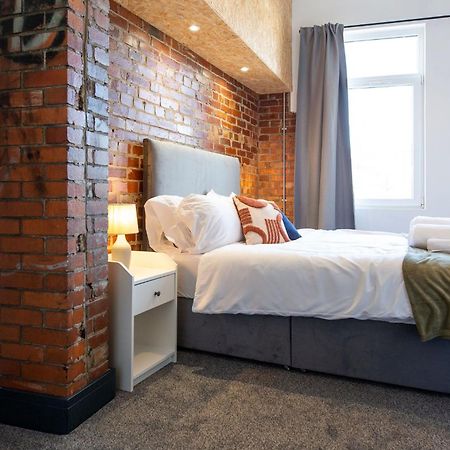 The Kingsway- 2 Bedroom Central Swansea Apartments By Stayright Kültér fotó