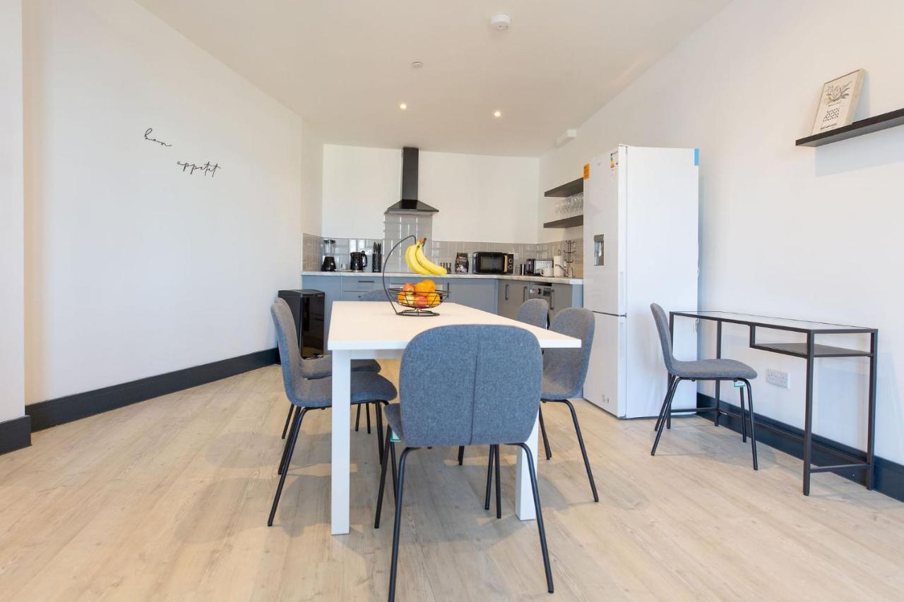 The Kingsway- 2 Bedroom Central Swansea Apartments By Stayright Kültér fotó
