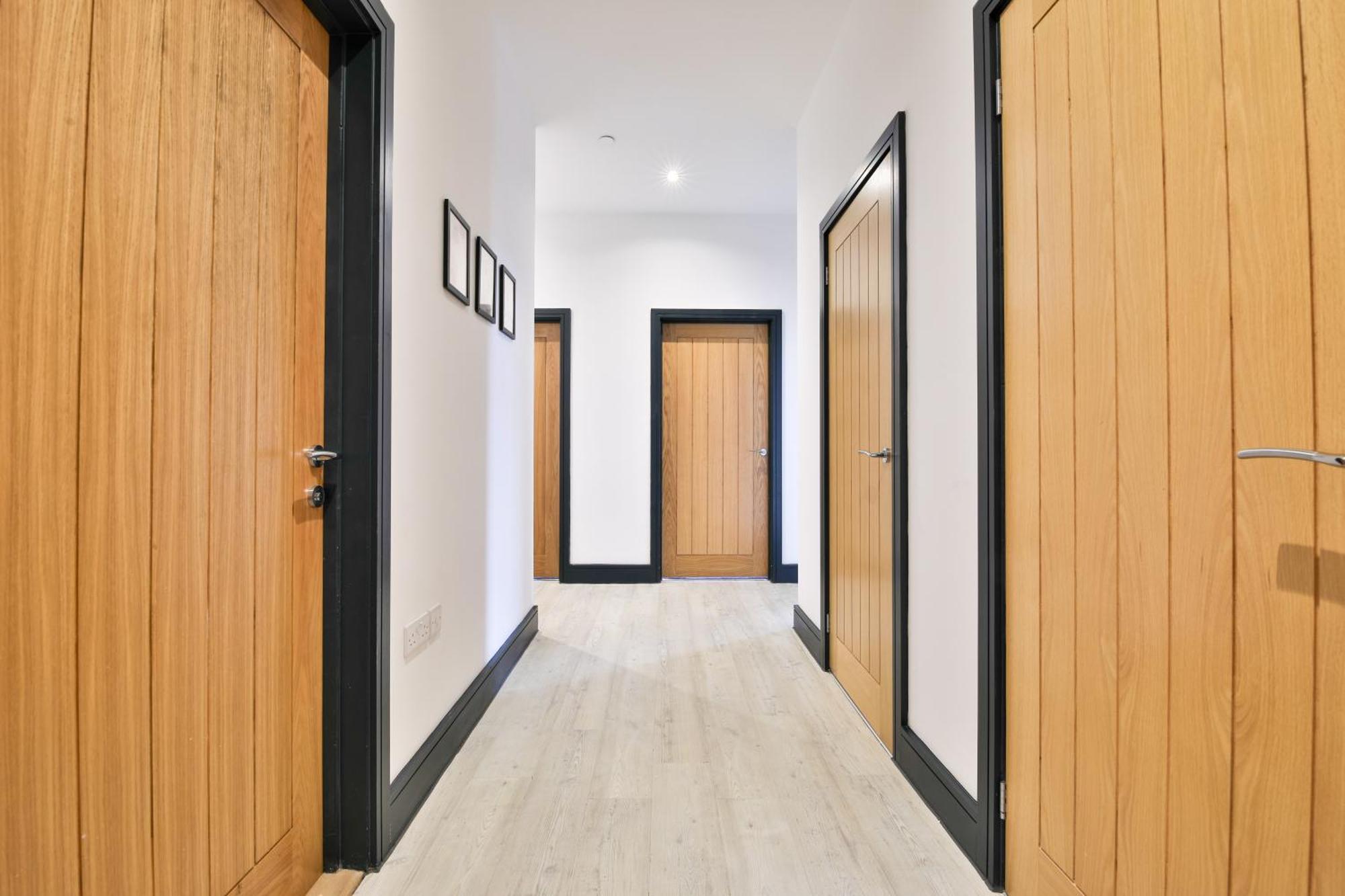 The Kingsway- 2 Bedroom Central Swansea Apartments By Stayright Kültér fotó
