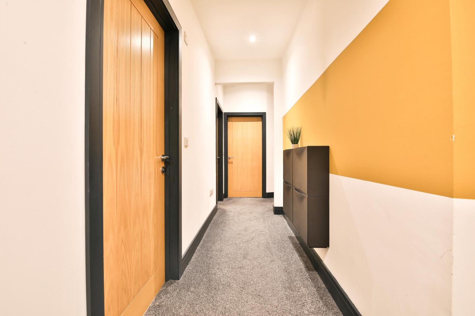 The Kingsway- 2 Bedroom Central Swansea Apartments By Stayright Kültér fotó